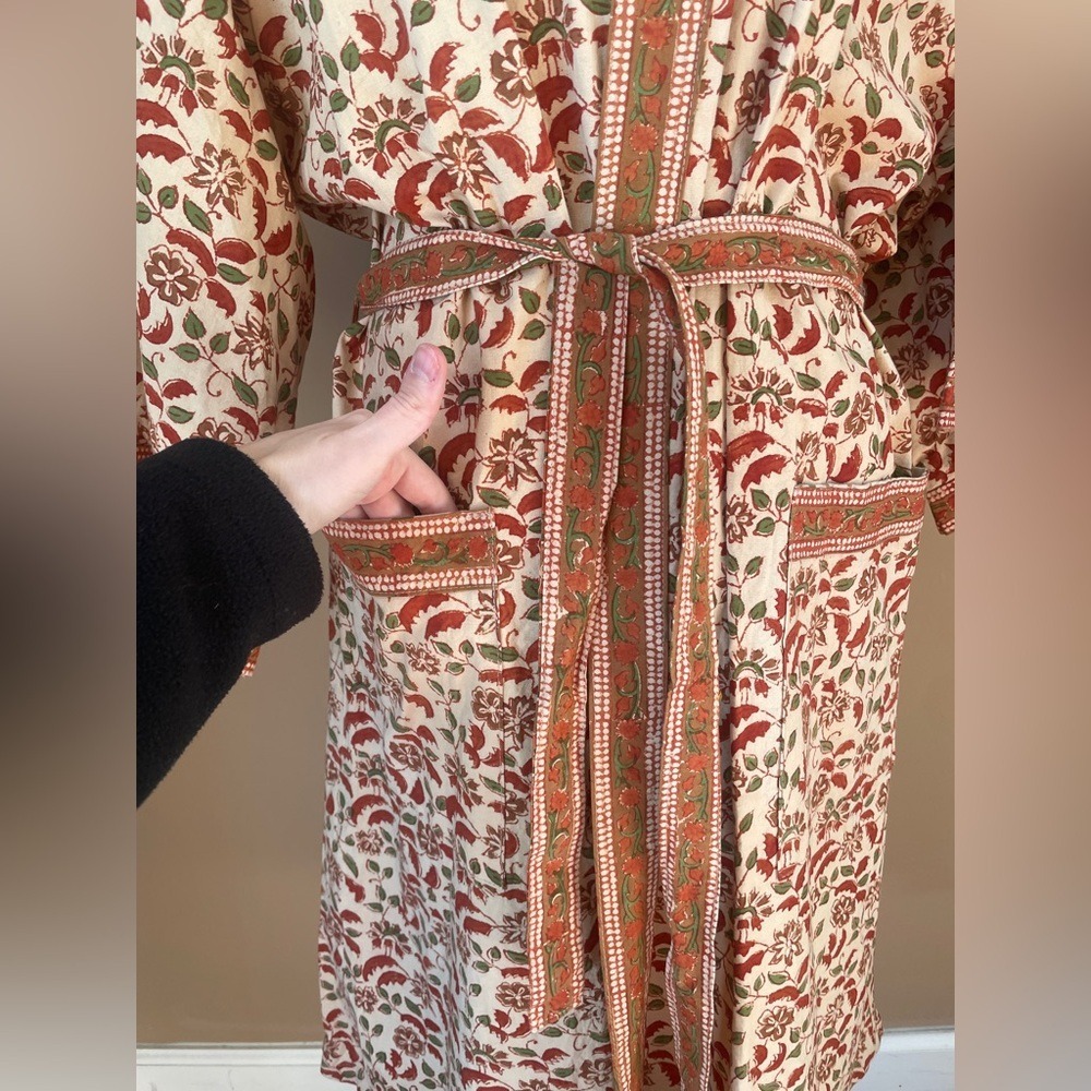 Ten Thousand Villages Cotton Kimono Robe Belted OSFM Printed NWT Red Pockets - Picture 3 of 9